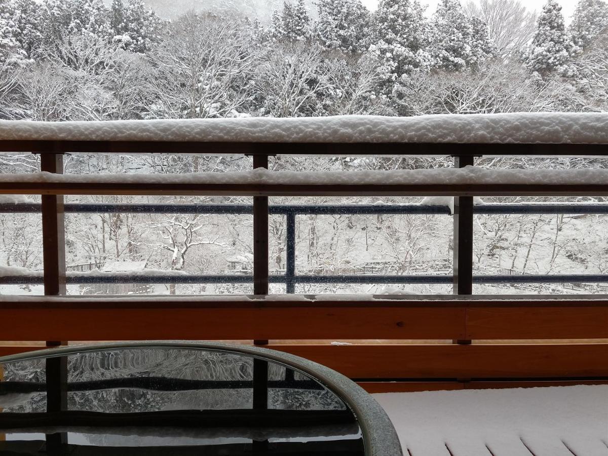 Shiobara Onsen Ryokan Kamiaizuya Насушиобара Екстериор снимка